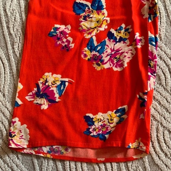 Multicolor Floral Cropped Ankle Pants Size Medium - Picture 2 of 10